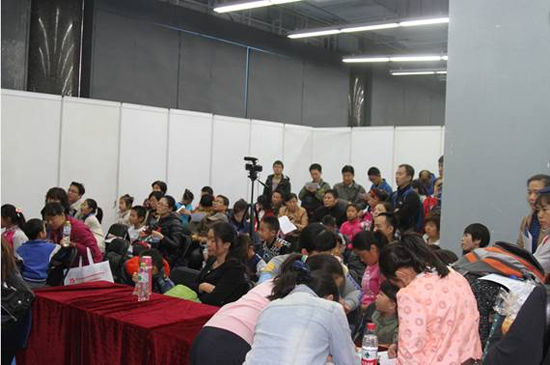 童程童美亮相兒童教育展，現(xiàn)場學(xué)員報(bào)名火爆