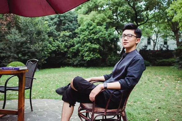 自學(xué)編程進(jìn)美國(guó)名校 看高中“極客”男神煉成記