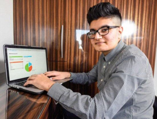 15歲自學(xué)編程開發(fā)游戲 年收入超27萬元