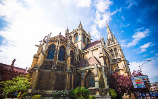 15歲自學(xué)編程開發(fā)游戲 年收入超27萬元