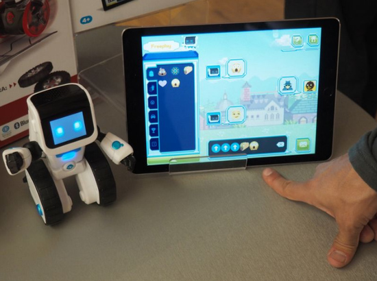 早教也智能 香港推兒童編程機(jī)器人
