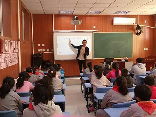 北京海淀區(qū)寒假“陽光少年”童程童美主題教育活動(dòng)