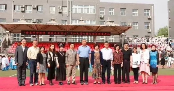 當(dāng)好幫手精準(zhǔn)服務(wù)，童程童美助力學(xué)?？萍蓟顒?dòng)