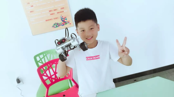 童程童美唐山愛(ài)琴海校區(qū)即將盛大開(kāi)業(yè)，六重豪禮免費(fèi)送哦！