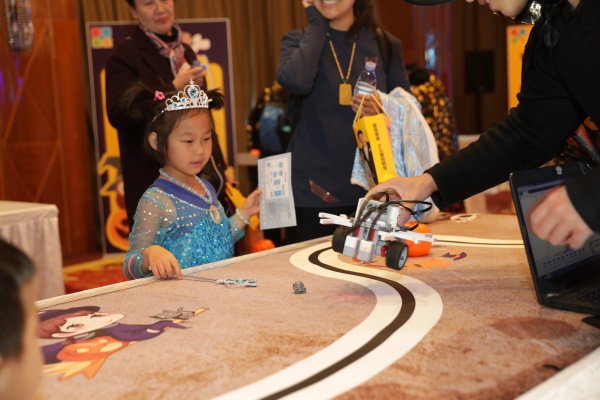 【精彩回顧】童程童美“科幻迷程“——萬(wàn)圣節(jié)狂歡派對(duì)