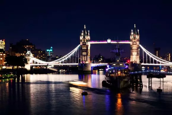 2019暑假英國帝國理工大學(xué)編程研學(xué)營，在世界名校學(xué)習(xí)專屬前沿編程課程！