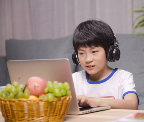 燃爆了！童程在線周年慶，半價(jià)活動(dòng)鉅惠來(lái)襲！