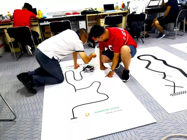 童程童美國際大賽暑期特訓(xùn)營教練集訓(xùn)圓滿收官，學(xué)員集訓(xùn)大幕將啟！