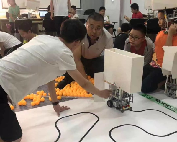 走向勝利，202顆明日之星云集童程童美RoboRAVE國際大賽暑期特訓營！