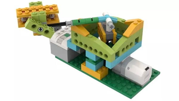 八一建軍節(jié)，有一群小小特種兵將會秘密集結(jié)……