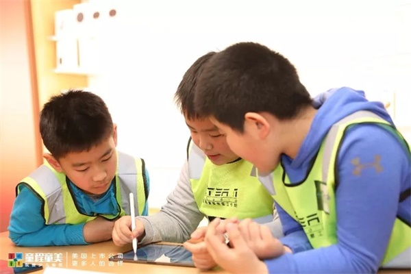 【國內(nèi)營地】童程童美·云南撫仙湖·大疆無人機(jī)攝影營報名開啟！