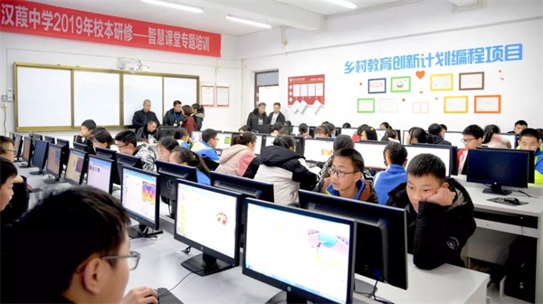 公益助學(xué)，點(diǎn)亮夢(mèng)想！童程童美用實(shí)際行動(dòng)推動(dòng)中國(guó)少兒編程教育發(fā)展 